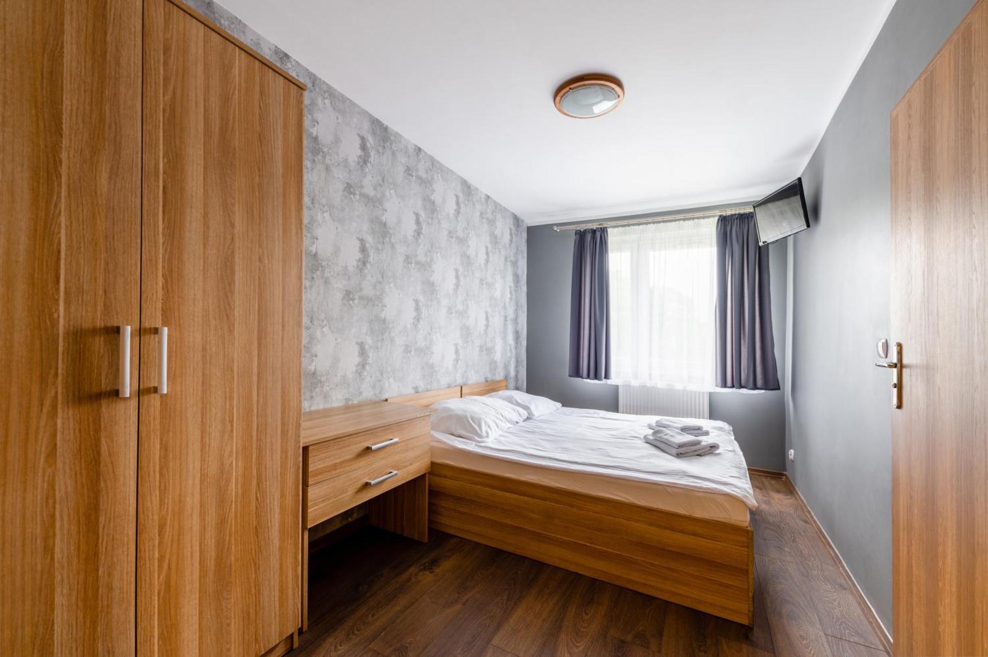 Bed and Breakfast Sleep&Go Lubliniec Exterior foto