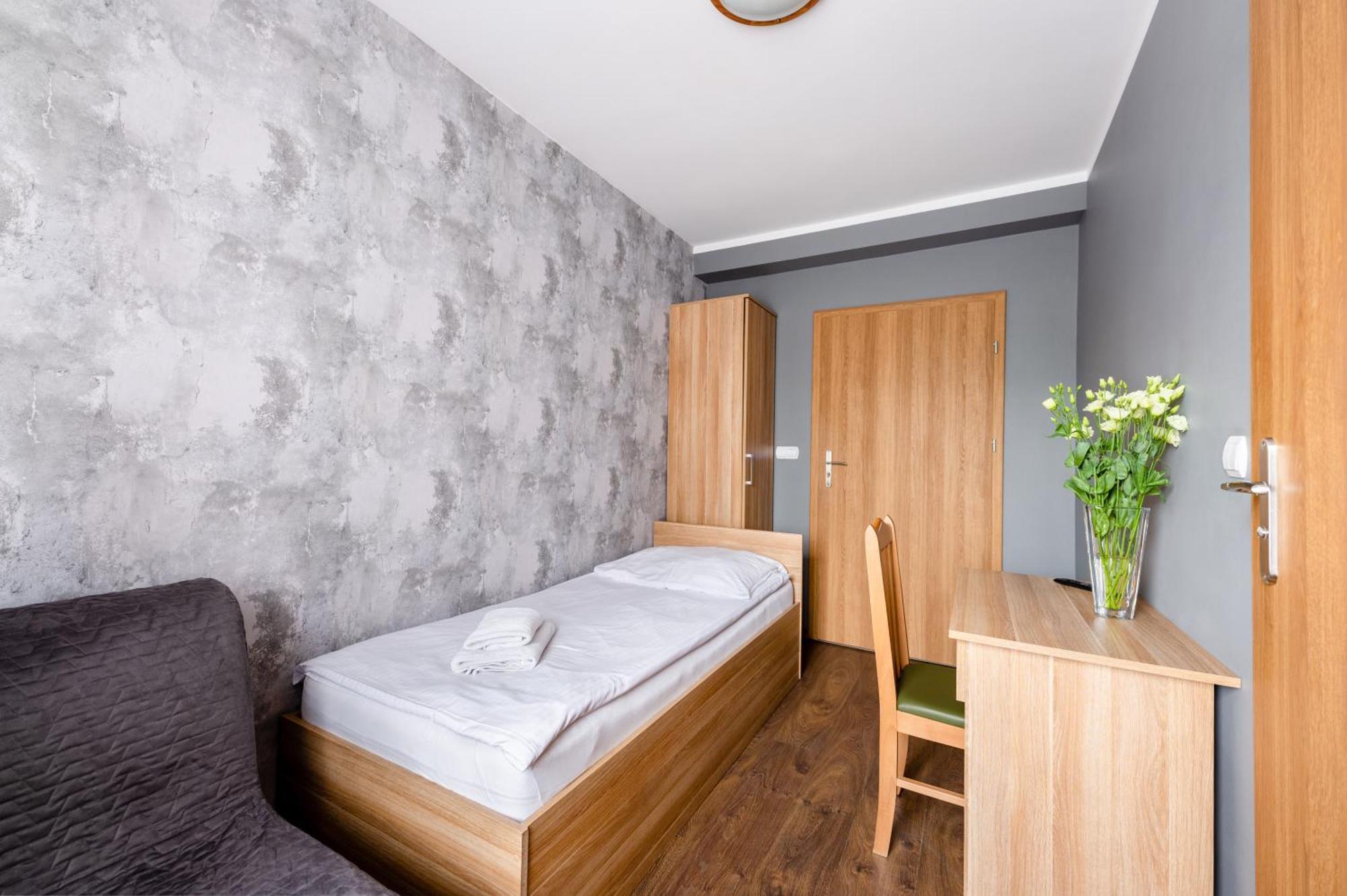 Bed and Breakfast Sleep&Go Lubliniec Exterior foto
